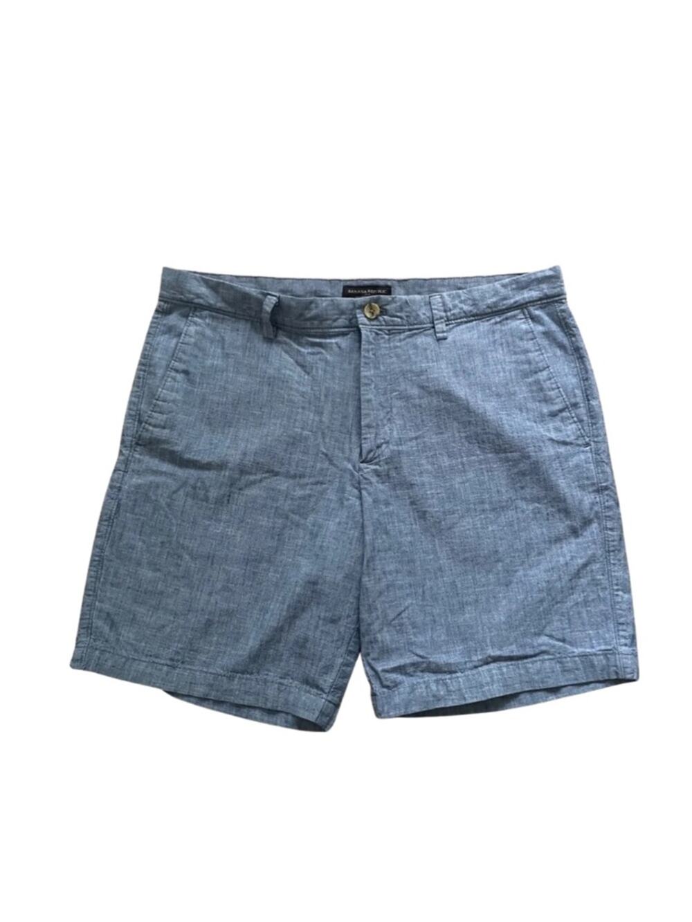 Banana Republic Men’s 36 Light Blue Chambray Flat-Front Shorts #0152